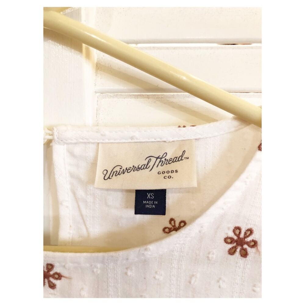Universal Thread Floral Ruffle Peasant Blouse - Picture 5 of 7